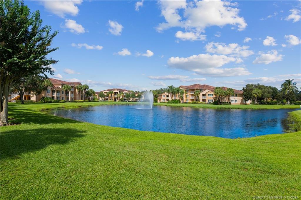 181 SW Palm Drive 207