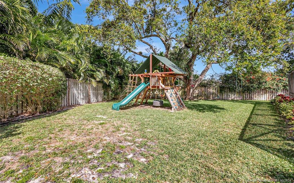 26 Rio Vista Drive