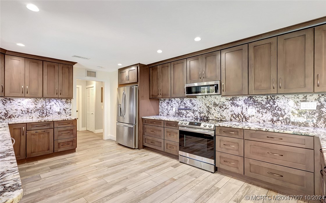 26 Rio Vista Drive