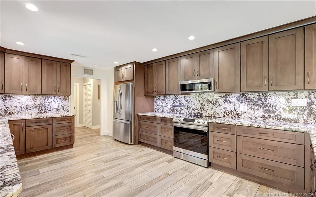 26 Rio Vista Drive