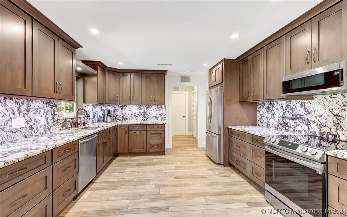 26 Rio Vista Drive