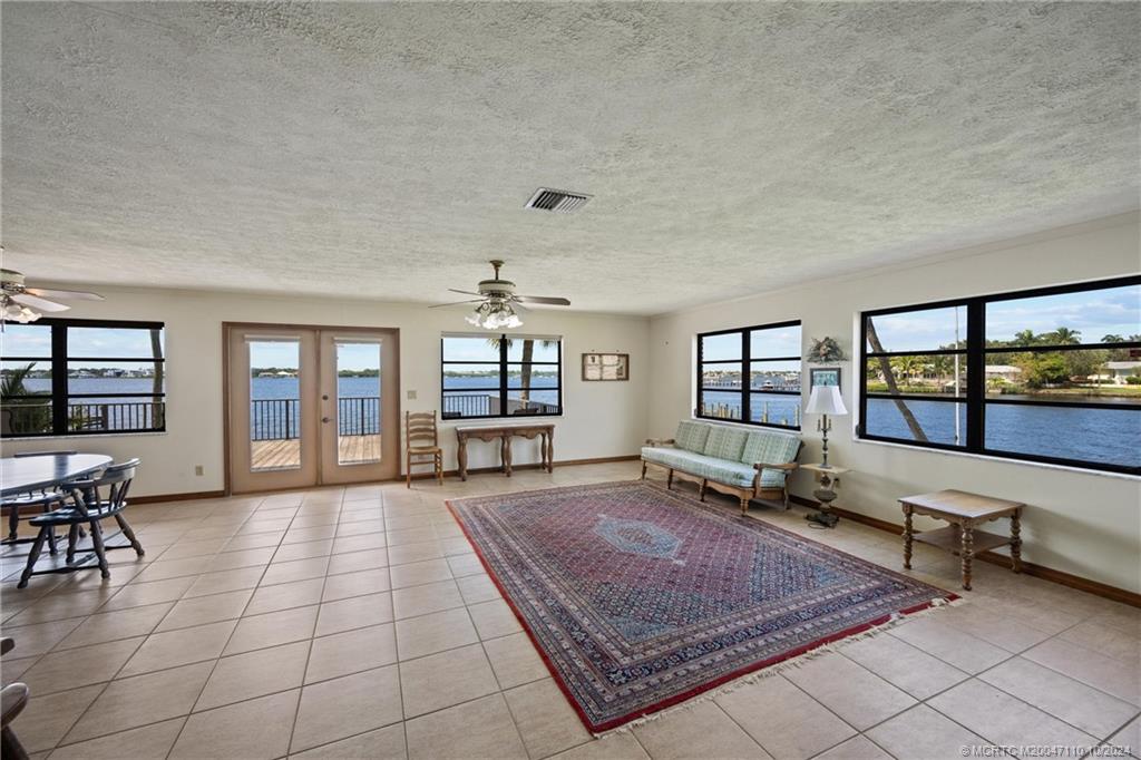 1410C SW PALM CITY Road