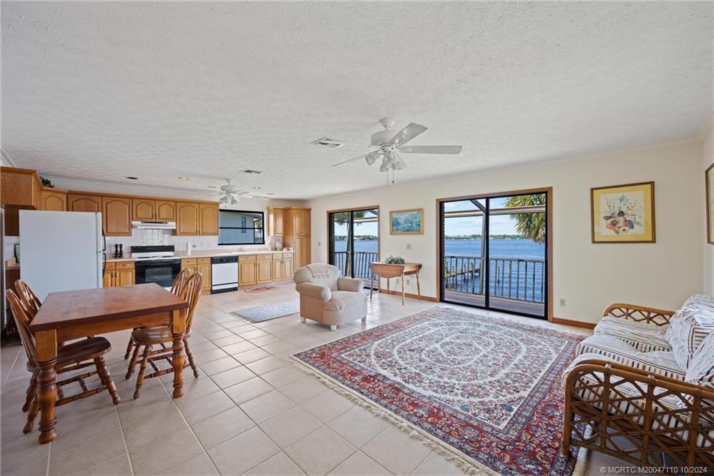 1410C SW PALM CITY Road