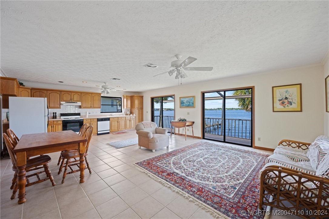 1410C SW PALM CITY Road
