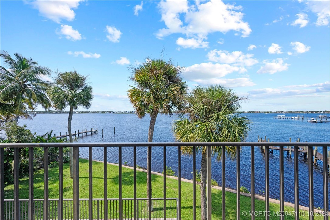 1410C SW PALM CITY Road