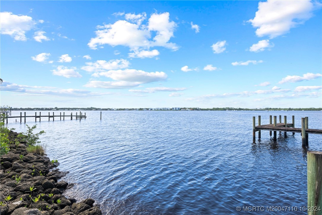 1410C SW PALM CITY Road