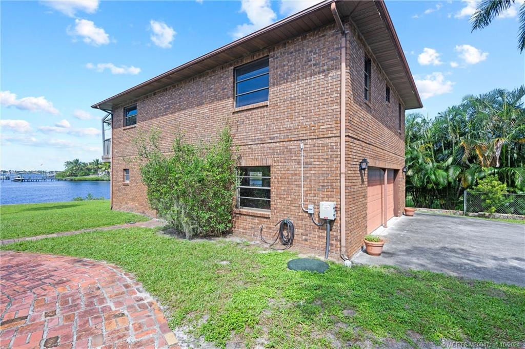1410C SW PALM CITY Road
