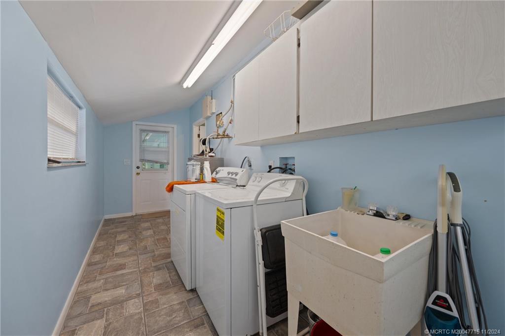 1950 SW Hackman Terrace