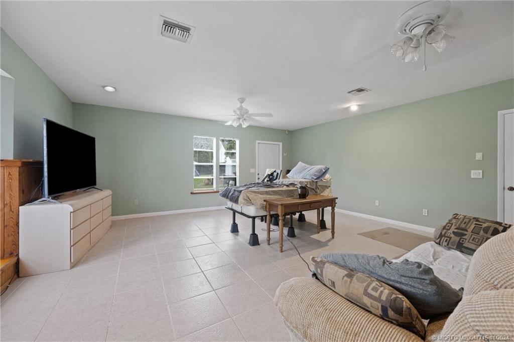 1950 SW Hackman Terrace