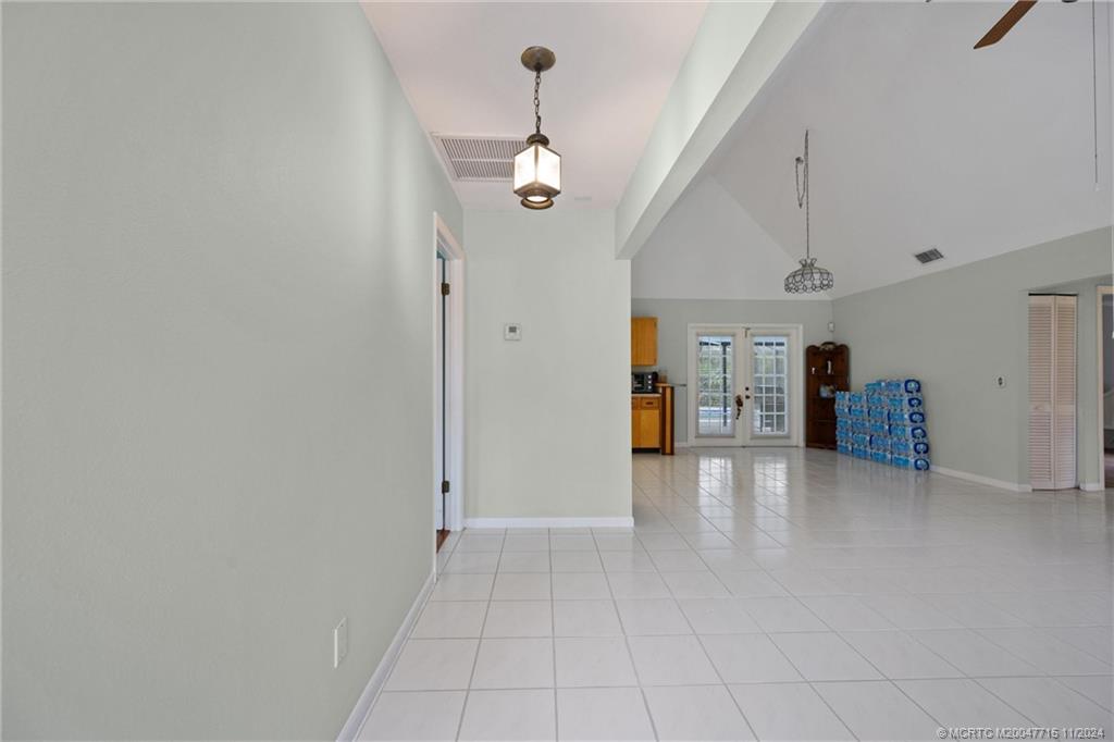 1950 SW Hackman Terrace