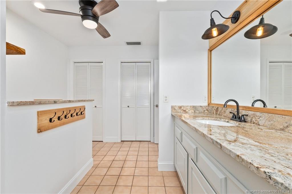 4569 SE Halston Ct
