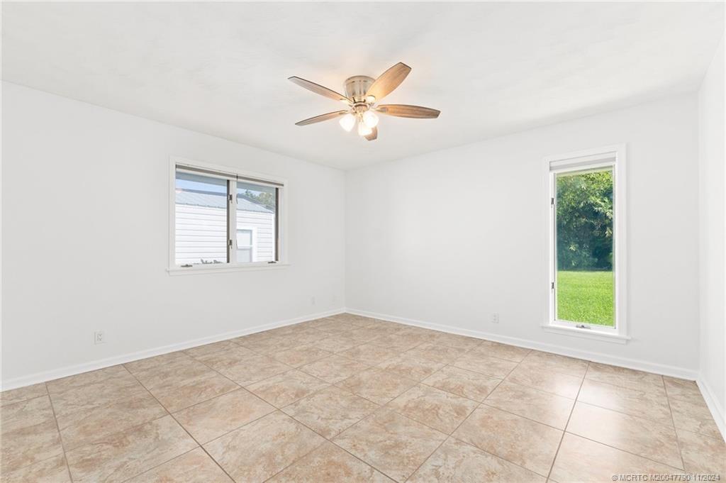 4569 SE Halston Ct