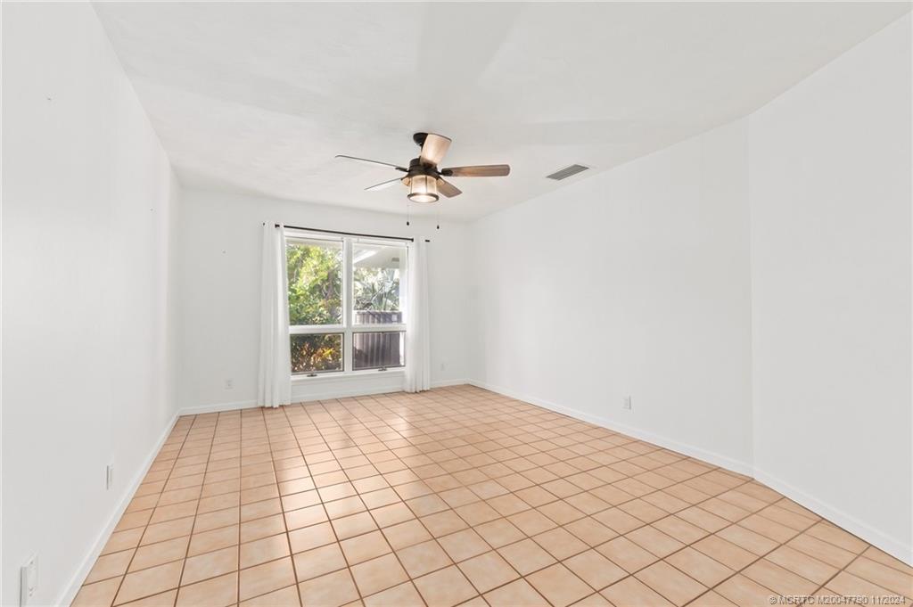 4569 SE Halston Ct
