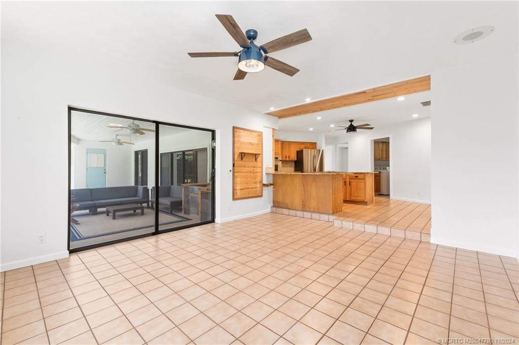 4569 SE Halston Ct