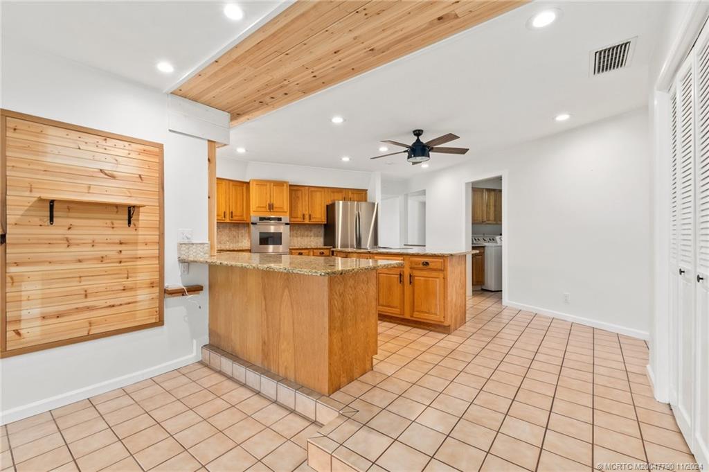 4569 SE Halston Ct