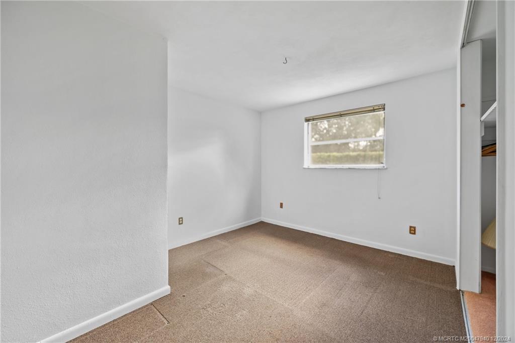 421 SE Edgewood Drive