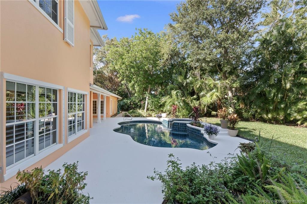 23 Castle Hill Way