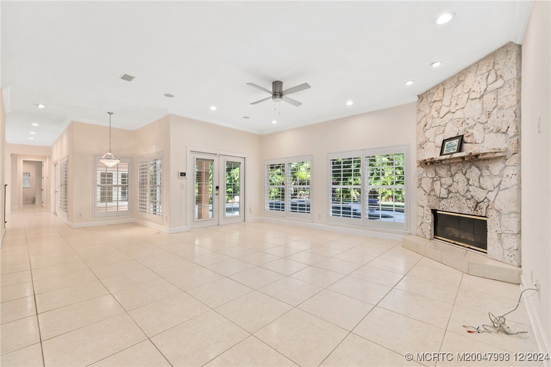 23 Castle Hill Way