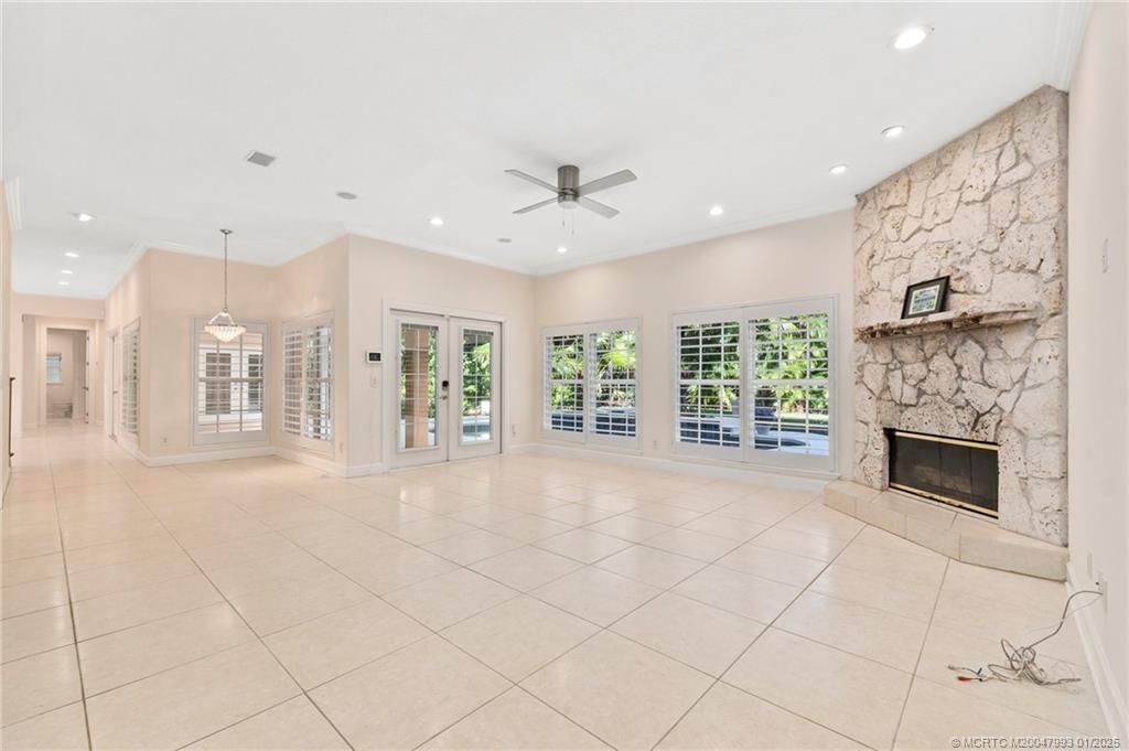 23 Castle Hill Way