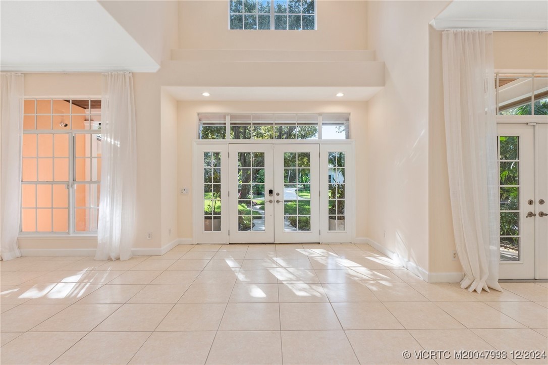 23 Castle Hill Way