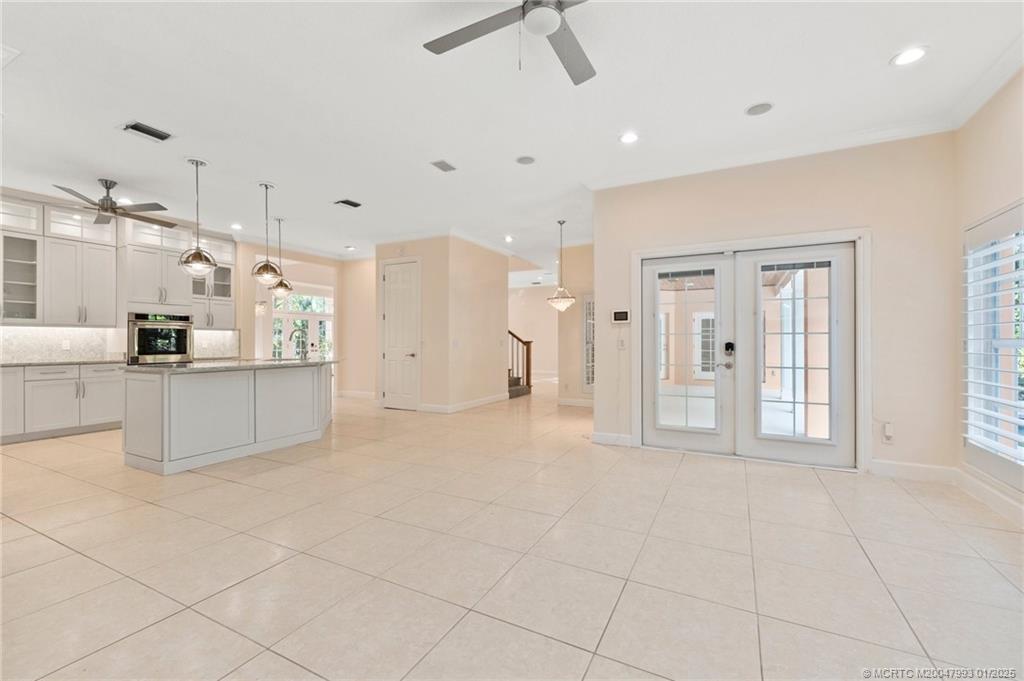 23 Castle Hill Way