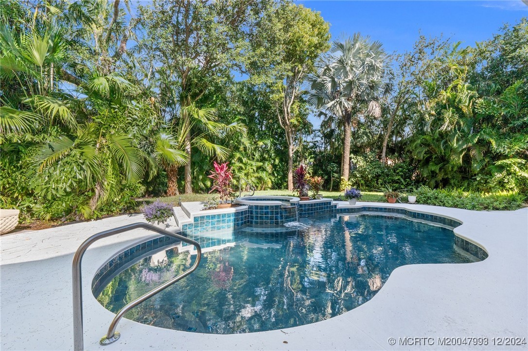 23 Castle Hill Way