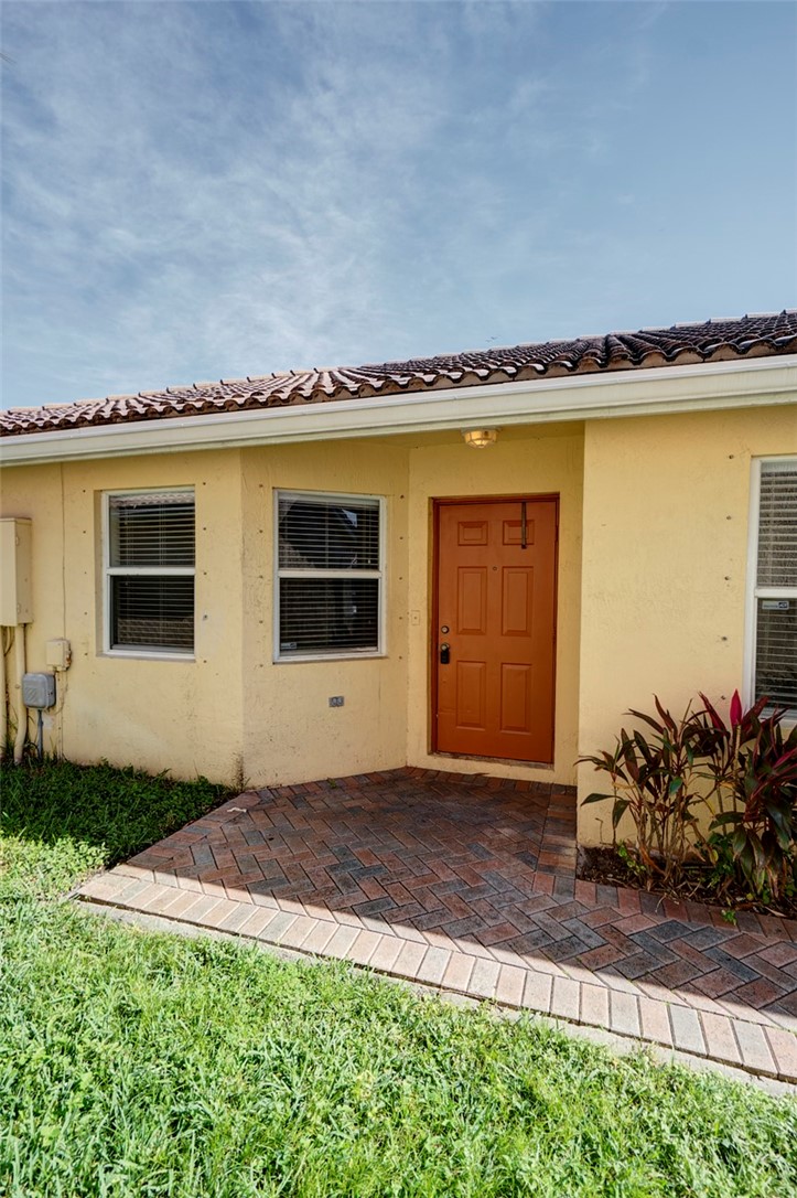 23 Castle Hill Way