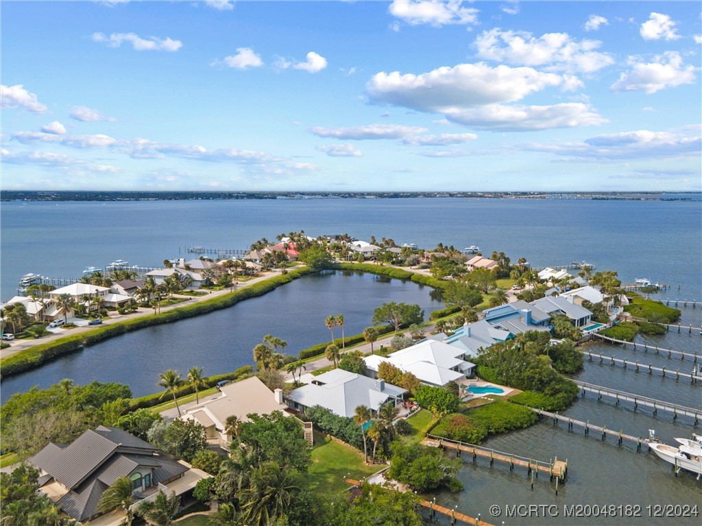 3990 NE Joes Point Road
