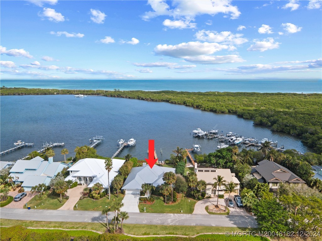3990 NE Joes Point Road