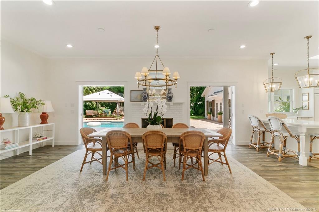 16 Ridgeview Road N