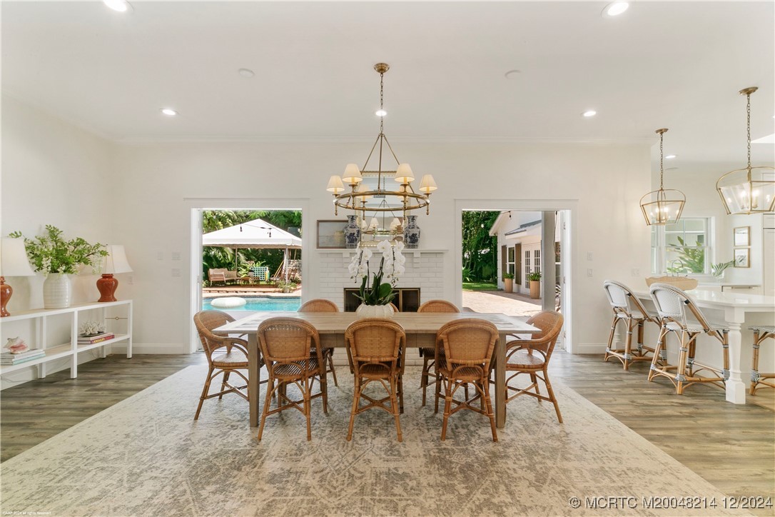 16 Ridgeview Road N