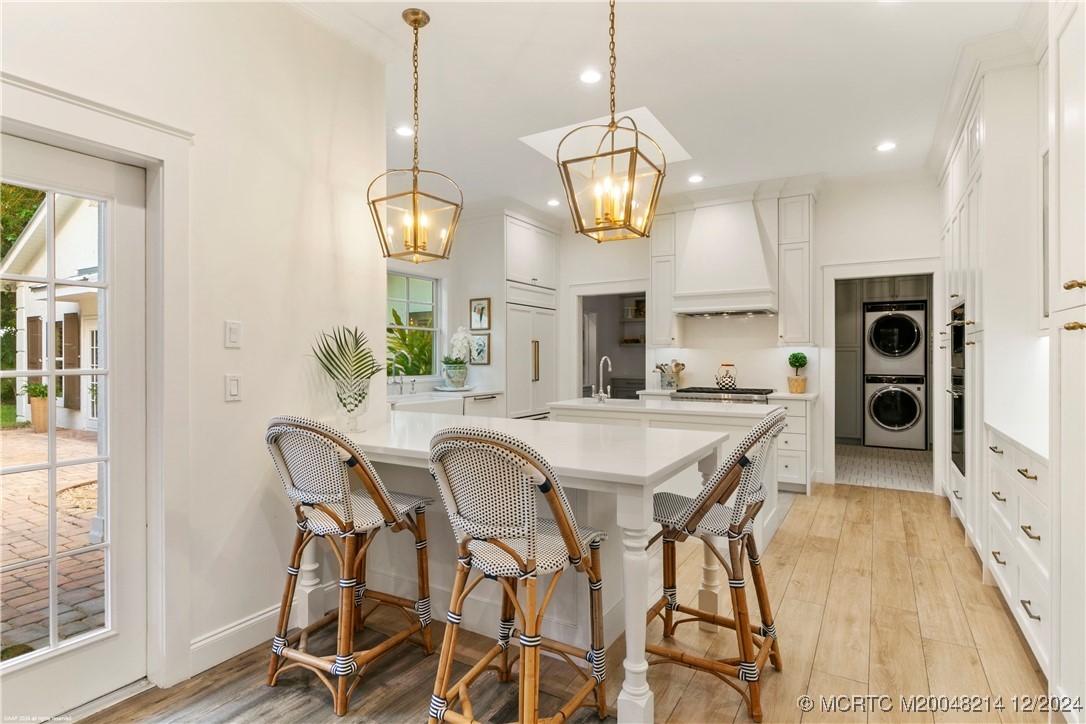 16 Ridgeview Road N