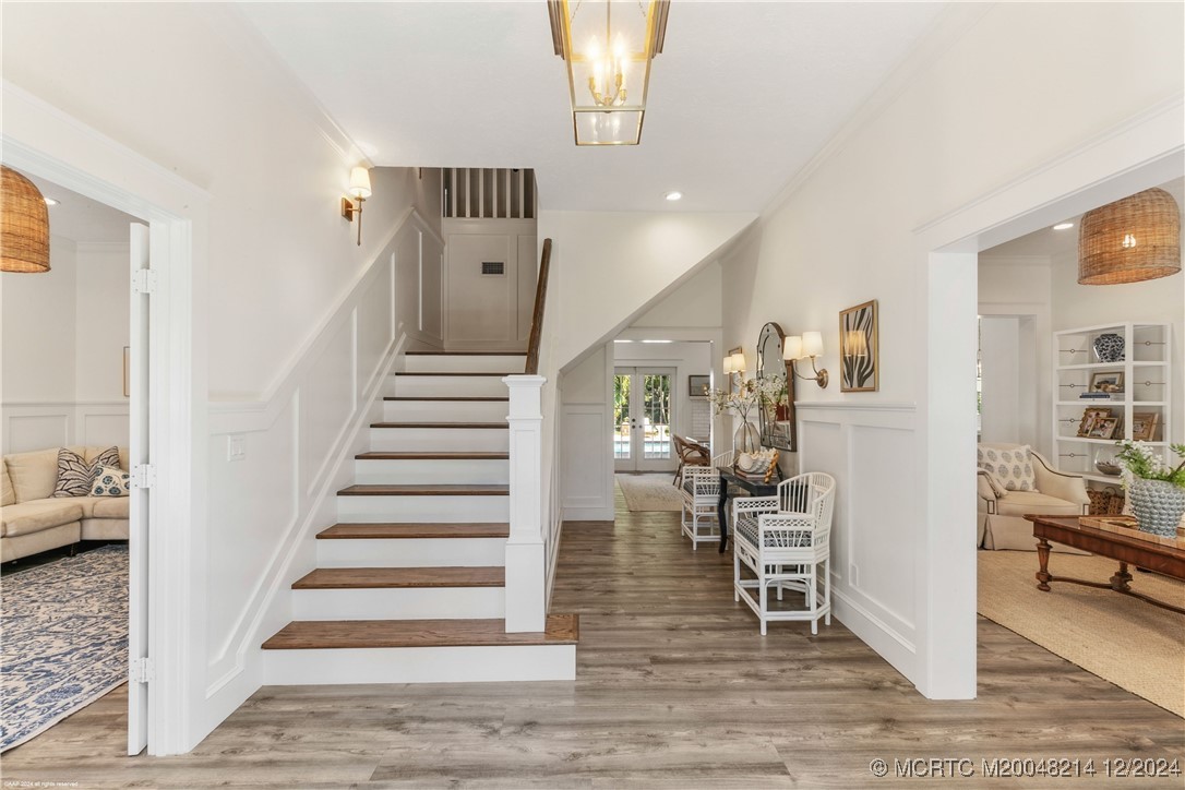16 Ridgeview Road N