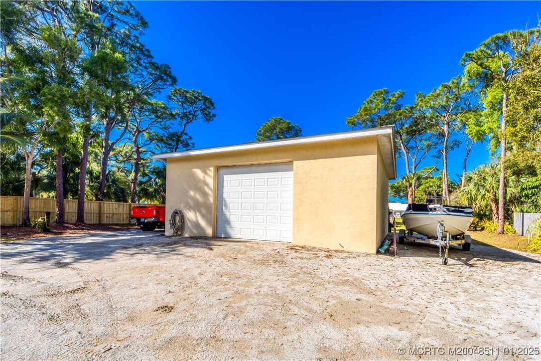 994 NW Pine Lake Drive