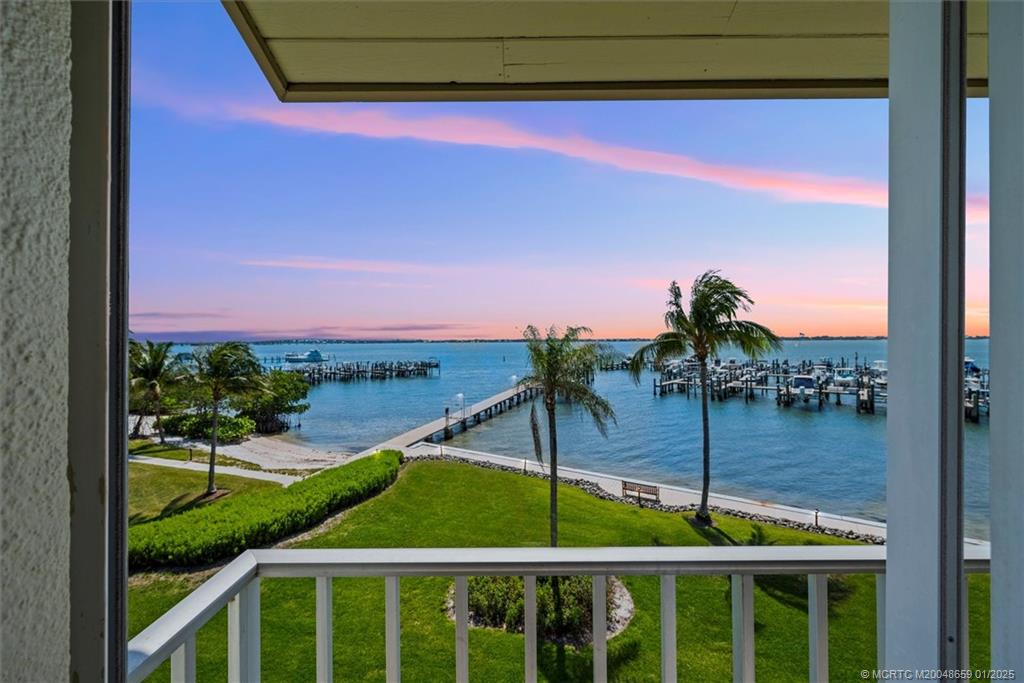 1550 NE Ocean Blvd A-305