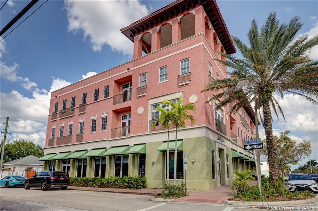 101 SE Ocean Blvd 305