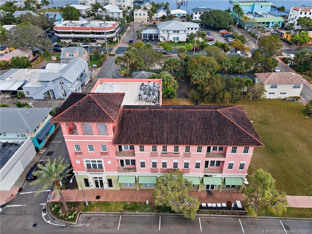 101 SE Ocean Blvd 305