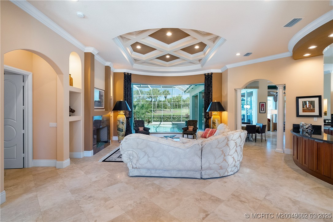 1639 SW Thornberry Circle