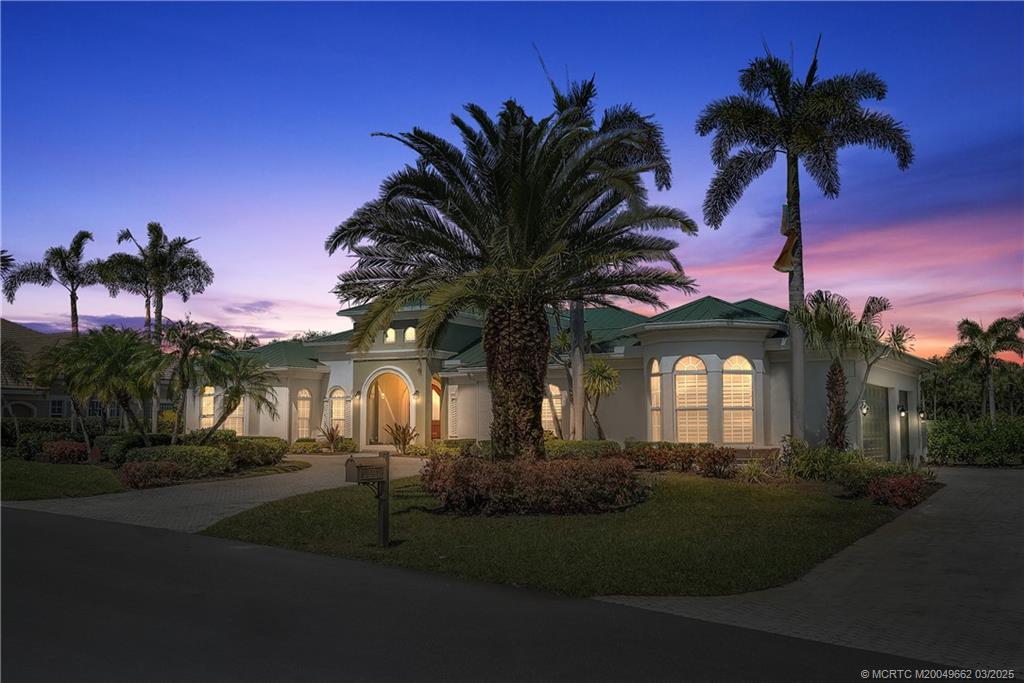 1639 SW Thornberry Circle