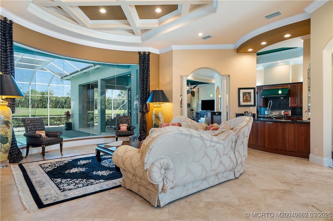 1639 SW Thornberry Circle