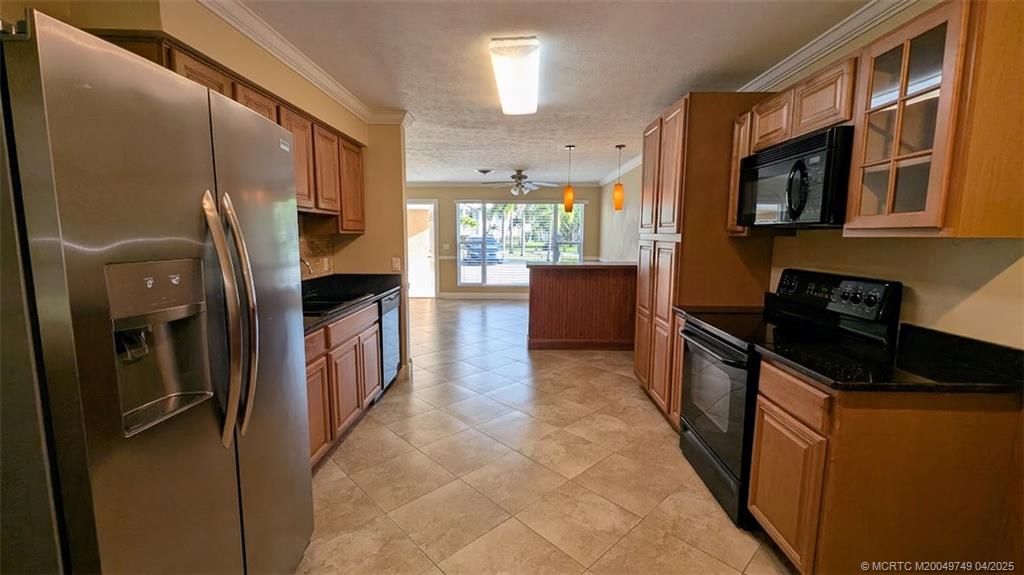830 NW 10th Terrace