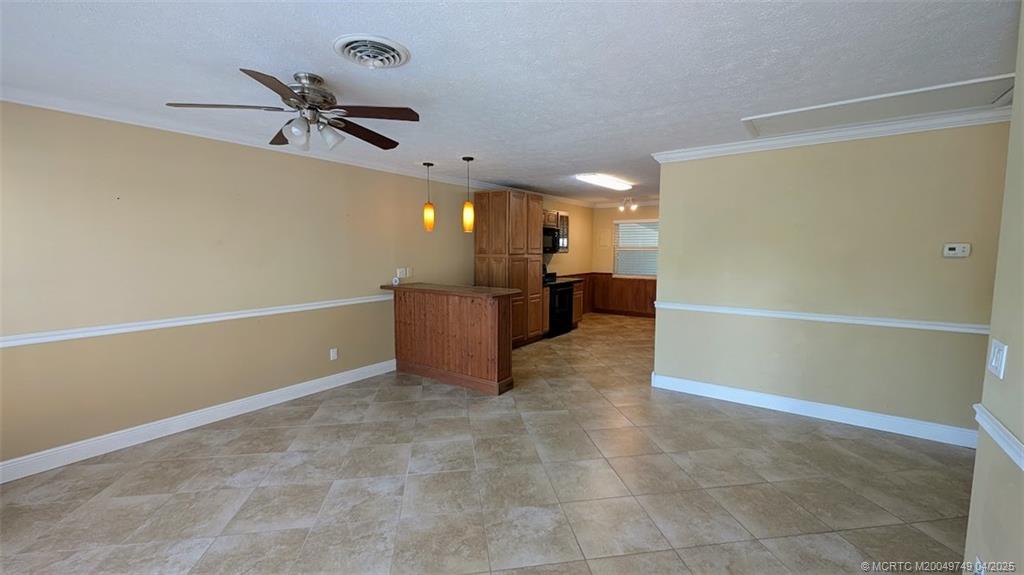 830 NW 10th Terrace