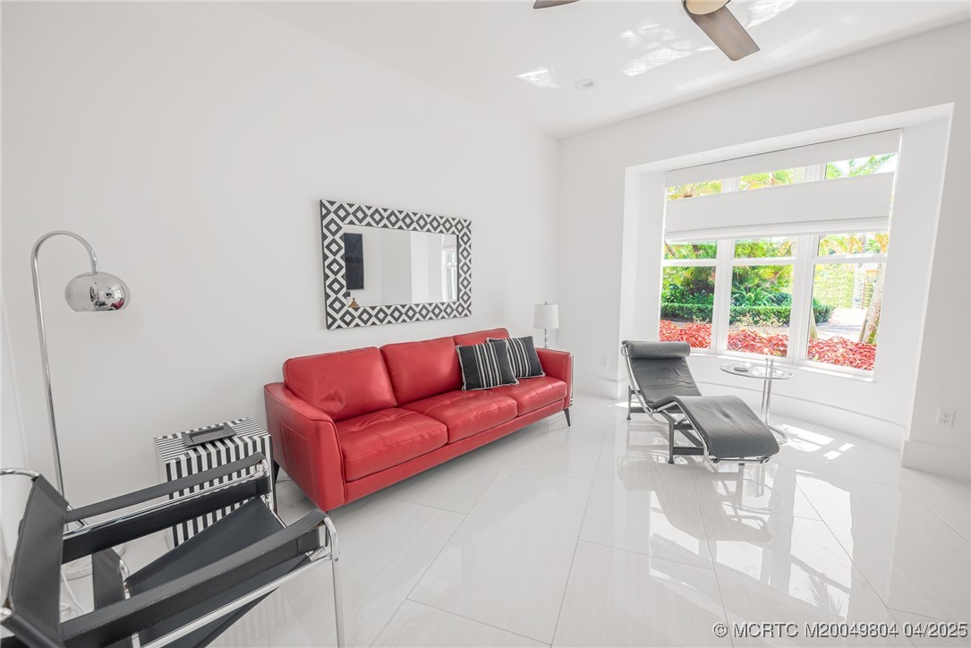 409 SE Saint Lucie Blvd