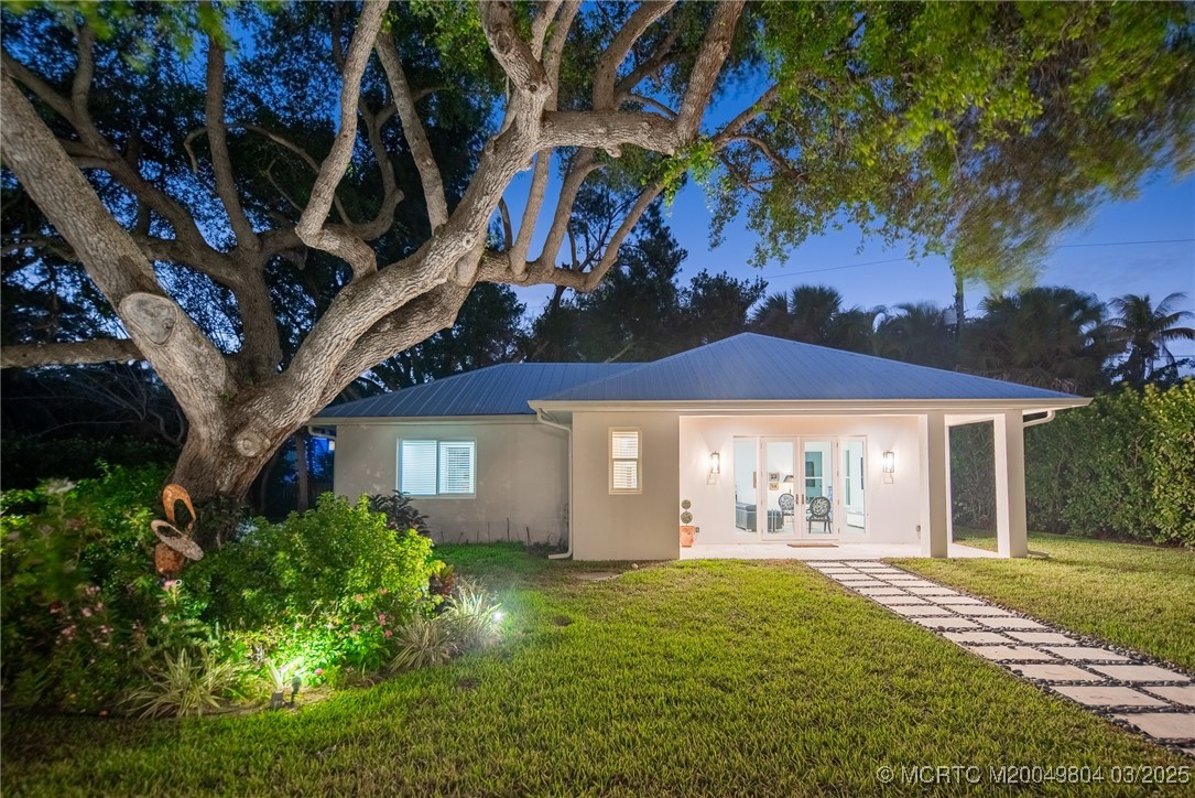 409 SE Saint Lucie Blvd