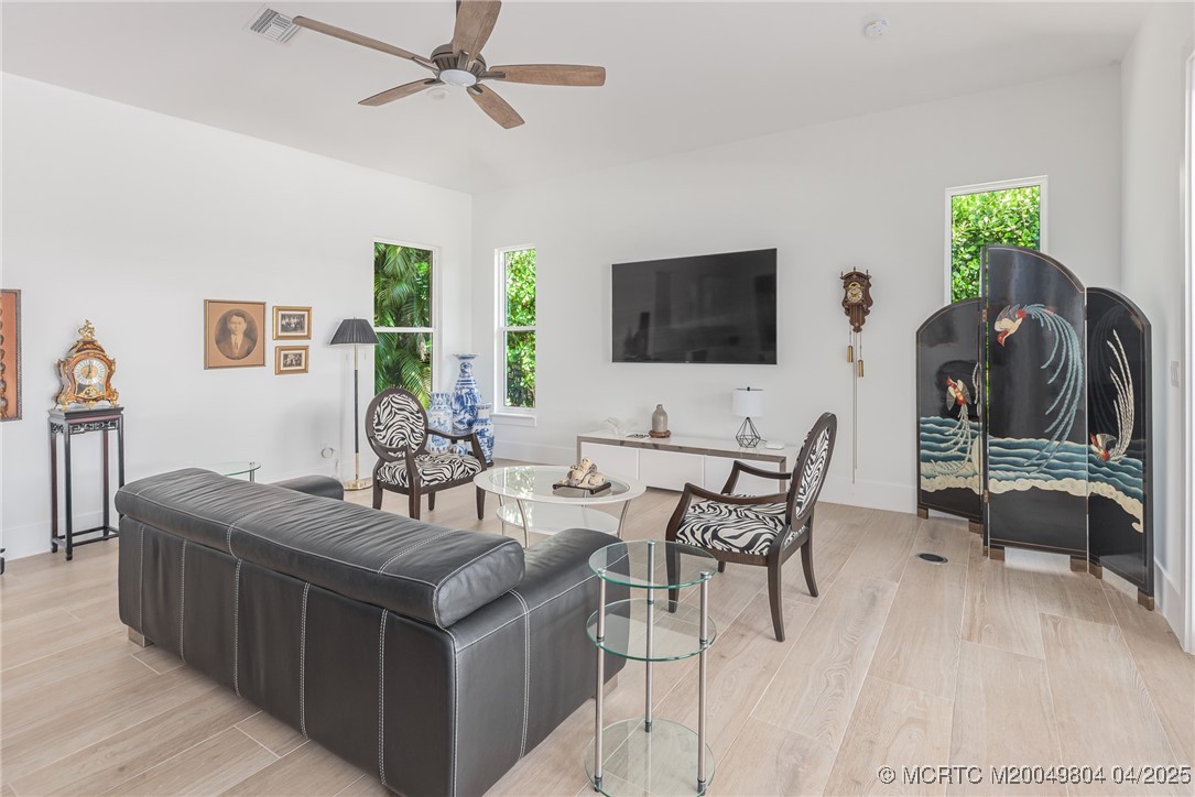 409 SE Saint Lucie Blvd