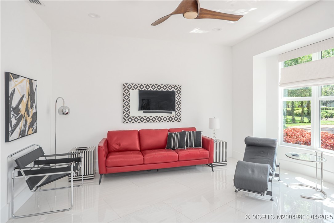 409 SE Saint Lucie Blvd