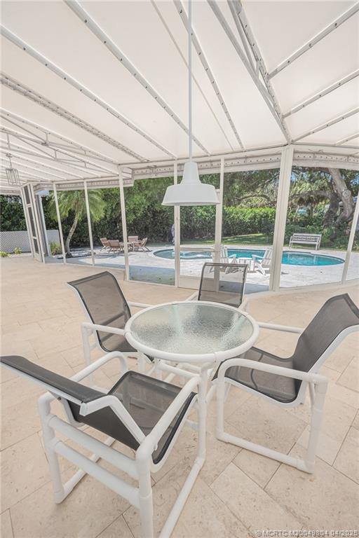 409 SE Saint Lucie Blvd