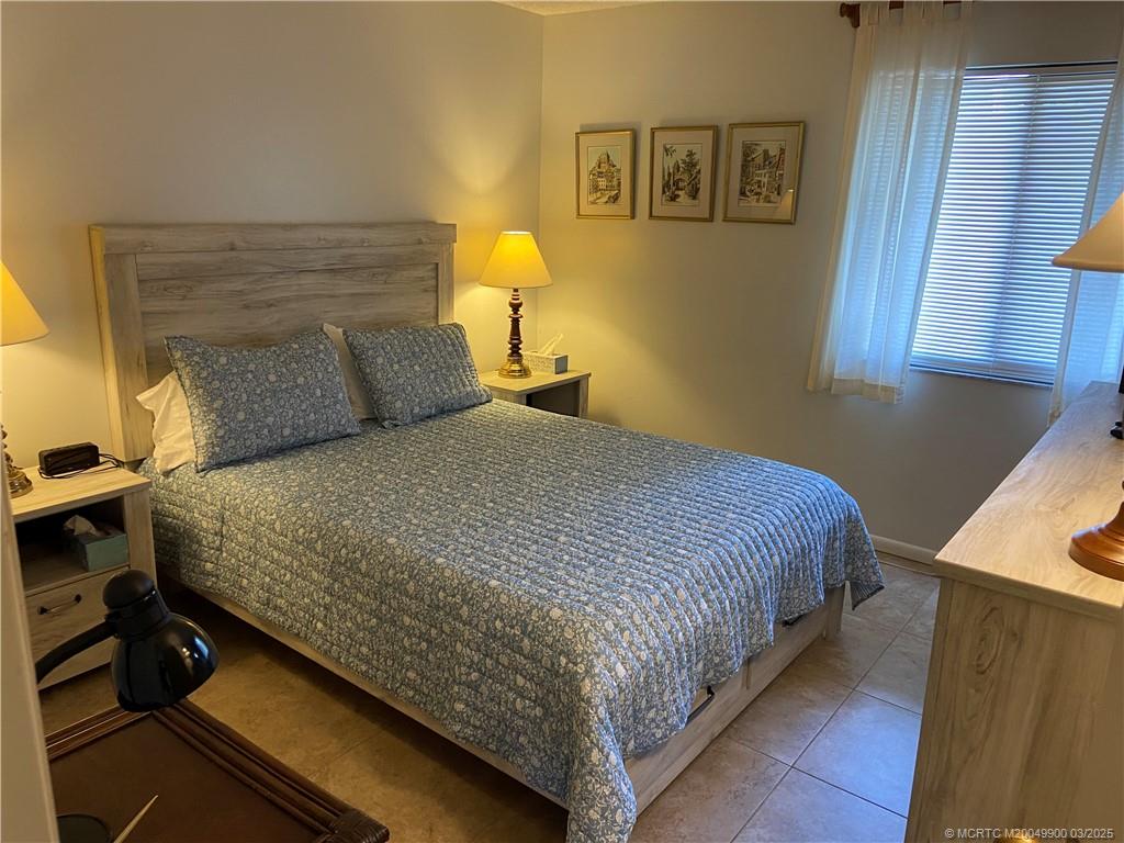40 NE Plantation Road 103