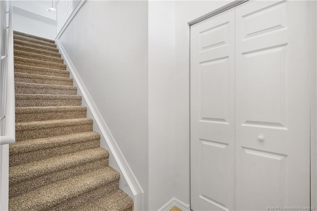 1575 SE Pomeroy Street 8-5