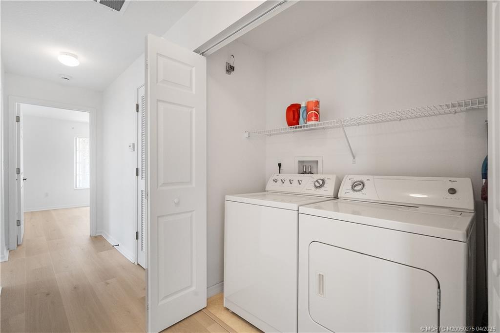 1575 SE Pomeroy Street 8-5